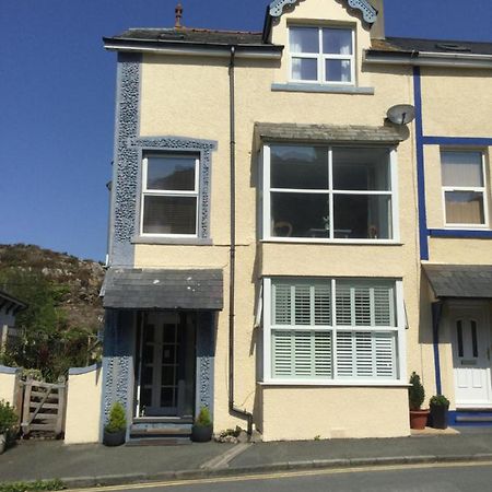 Ty'N Y Gwynt Apartment Criccieth Luaran gambar